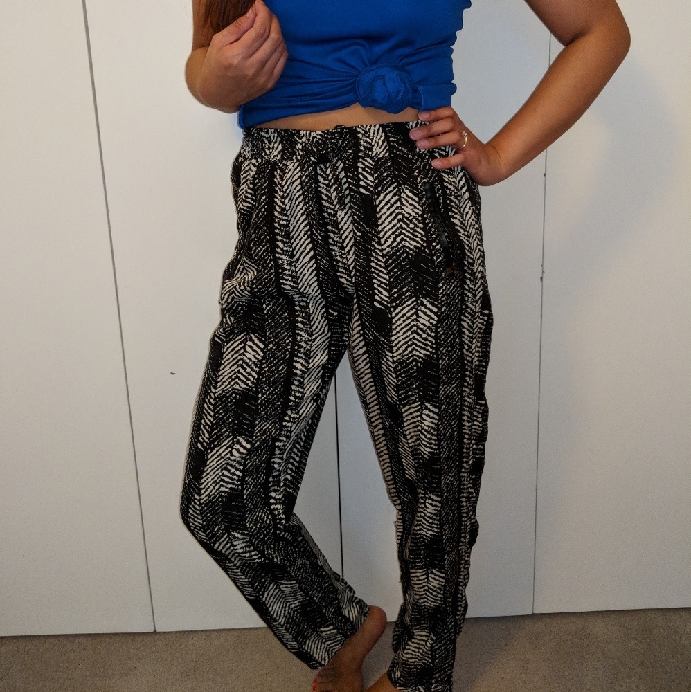 2 for 1 pants bundle!!!